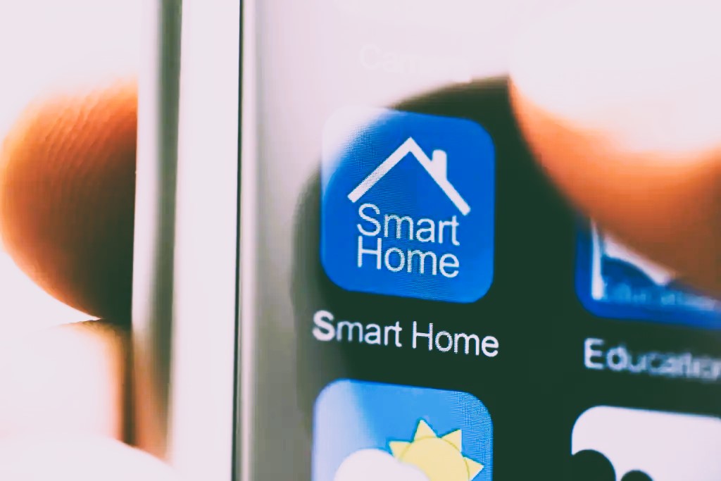 Smart Homes Enhance Energy Efficiency